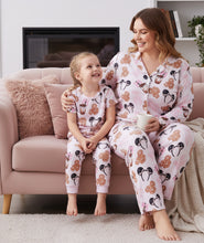 Load image into Gallery viewer, Bows &amp; Pretzels PJ Kid Pant Set
